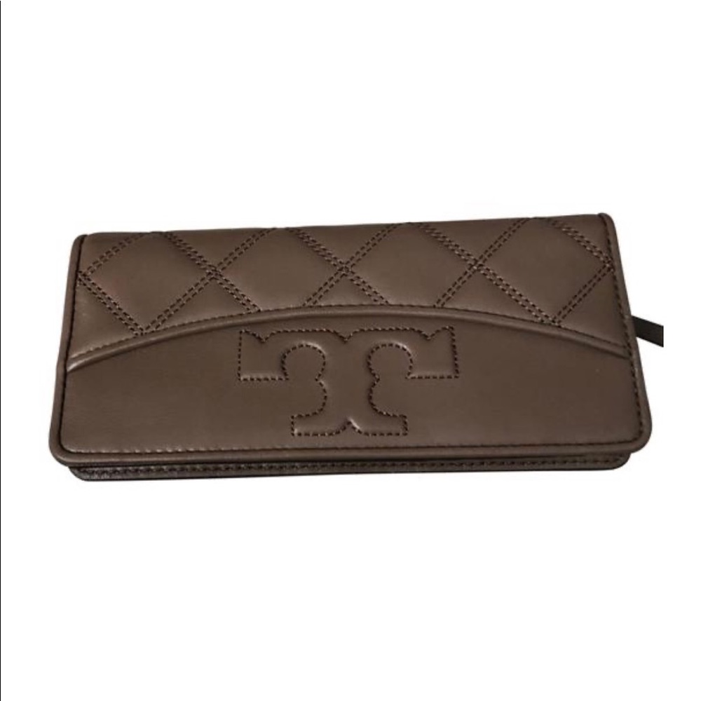 NWT Tory Burch savannah wallet